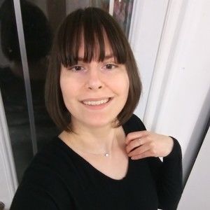 Meet your Posher, Crystal